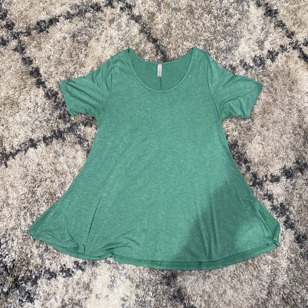 LuLaRoe flowwy shirt/ dress
